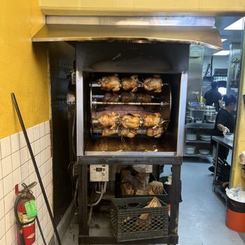 Mr Pollo - Peruvian Near Me - West Covina, California