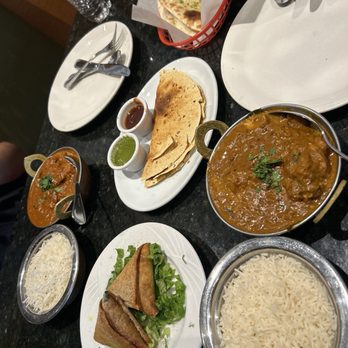 Taj Palace - Lamb Samosa (2pcs) Spicy Chili Garlic Naan Chicken Coconut Curry Chicken Madras Curry - Indian Near Me - Las Vegas, Nevada Taj Palace - Lamb Samosa (2pcs) Spicy Chili Garlic Naan Chicken Coconut Curry Chicken Madras Curry - Indian Near Me - Las Vegas, Nevada