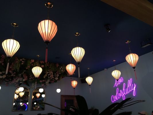Bonjour Vietnam Bistro & Cocktail Bar by null