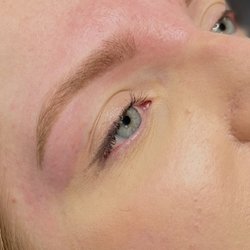 Bronzing & Sugaring Studio - Henna Brow