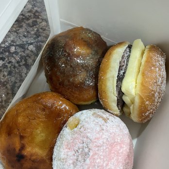 the BAKERY - Patisserie/Cake Shop Near Me - Buena Park, California