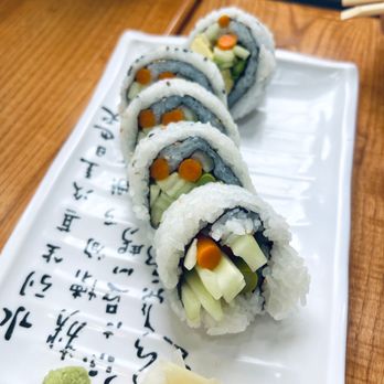 Kusshi - Veggie roll - Sushi Bars Near Me - Vienna, Virginia Kusshi - Veggie roll - Sushi Bars Near Me - Vienna, Virginia