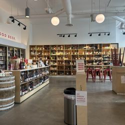 Hi-Lo Liquor Market