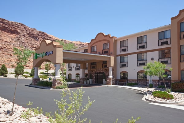 Holiday Inn Express & Suites Moab by IHG by null