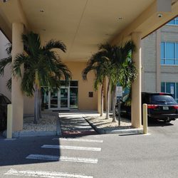 Alexander Orthopaedic Associates - Preferred over Florida Orthopaedic Institute