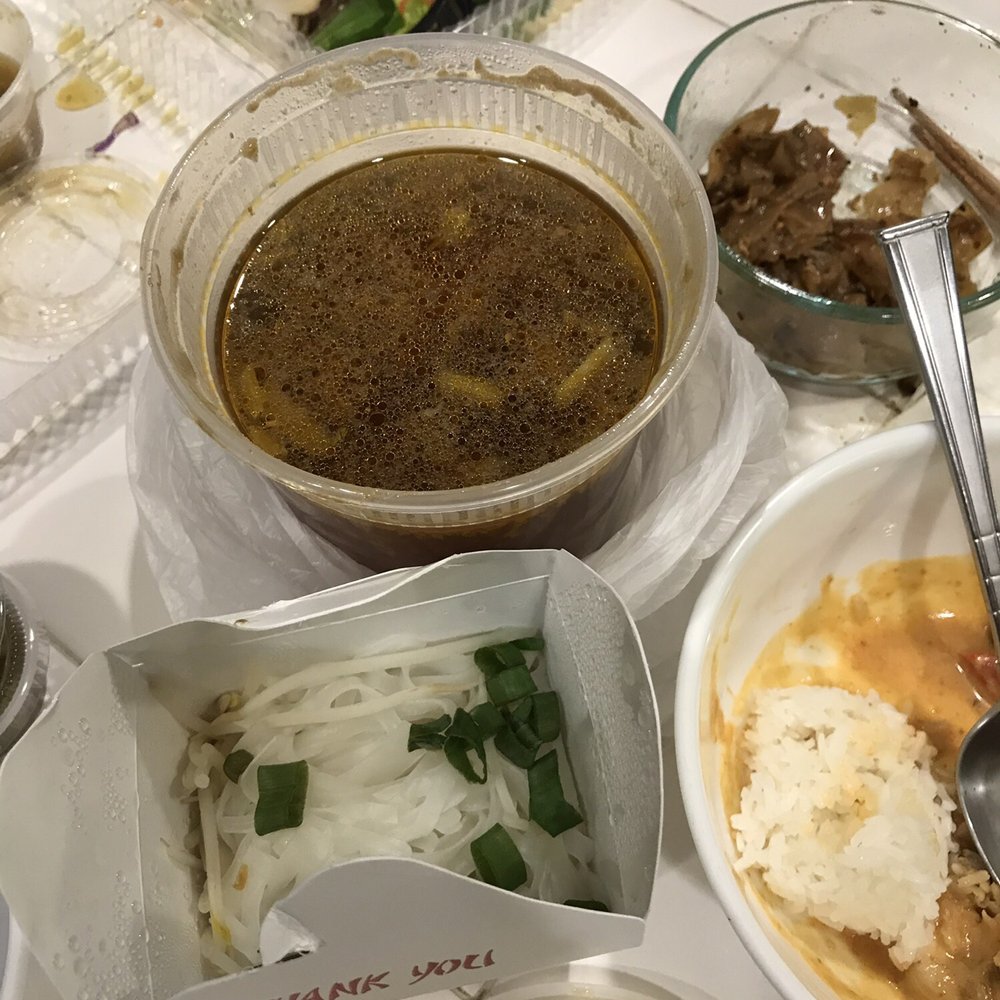 Satu Thai Bistro - Dark broth noodle soup. Noodles and broth delivered separately so it doesn't get soggy. - Thai Near Me - Azusa, California Satu Thai Bistro - Dark broth noodle soup. Noodles and broth delivered separately so it doesn't get soggy. - Thai Near Me - Azusa, California