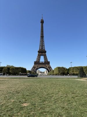 Champ de Mars by null