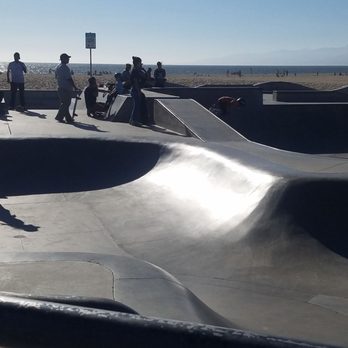 Venice Skate Park - Skate Parks Near Me - Venice, California Venice Skate Park - Skate Parks Near Me - Venice, California