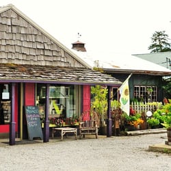 Brown's Garden & Floral - Browns Garden & Floral Shoppe