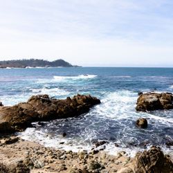 Carmel Meadows Trailhead - Rocky shore