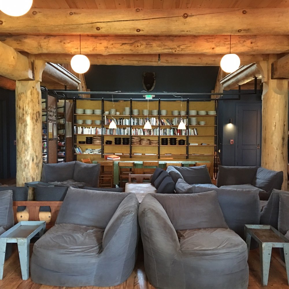 Suttle Lodge & Boathouse - Inside lodge - Hotels Near Me - Sisters, Oregon Suttle Lodge & Boathouse - Inside lodge - Hotels Near Me - Sisters, Oregon