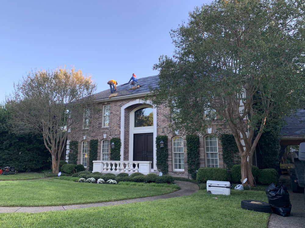 Slide of Navarro Roofing