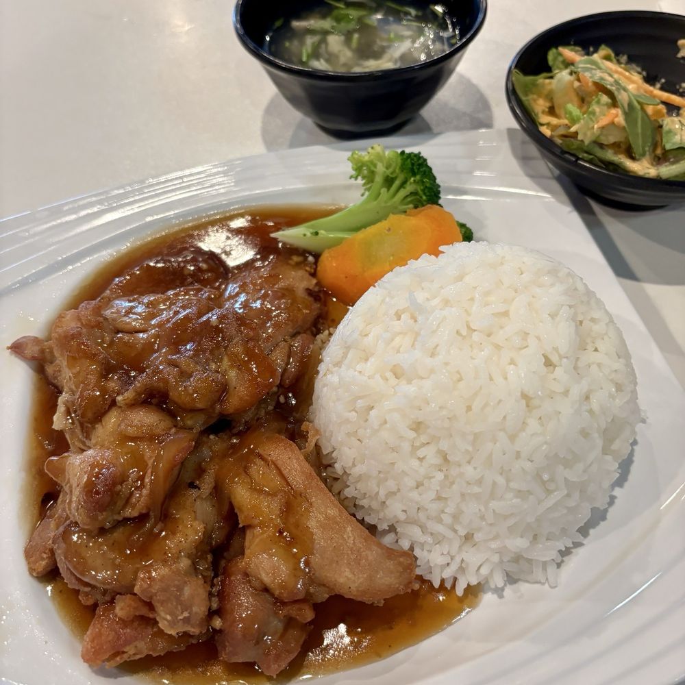 Shooting Star Cafe - Garlic Chicken Steak - Desserts Near Me - Oakland, California Shooting Star Cafe - Garlic Chicken Steak - Desserts Near Me - Oakland, California