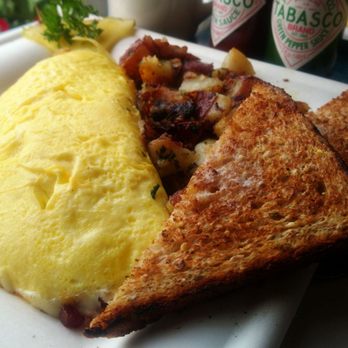Egghead's Restaurant - Breakfast & Brunch Near Me - Fort Bragg, California
