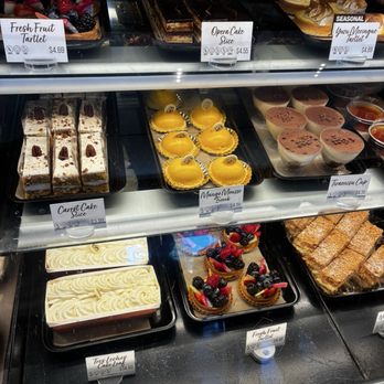 Porto's Bakery & Cafe - Bakeries Near Me - Downey, California