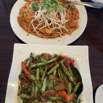 Thai Bamboo - Pad Thai and Pad Prik Khing (Spicy Green Bean) - Thai Near Me - Northridge, California Thai Bamboo - Pad Thai and Pad Prik Khing (Spicy Green Bean) - Thai Near Me - Northridge, California