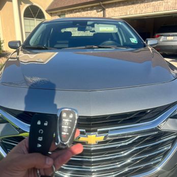 TH Auto Key Services - Whether you need a spare key or all your keys lost, call us at 504-251-5862. We'll come to you! - Keys & Locksmiths Near Me - Kenner, Louisiana TH Auto Key Services - Whether you need a spare key or all your keys lost, call us at 504-251-5862. We'll come to you! - Keys & Locksmiths Near Me - Kenner, Louisiana