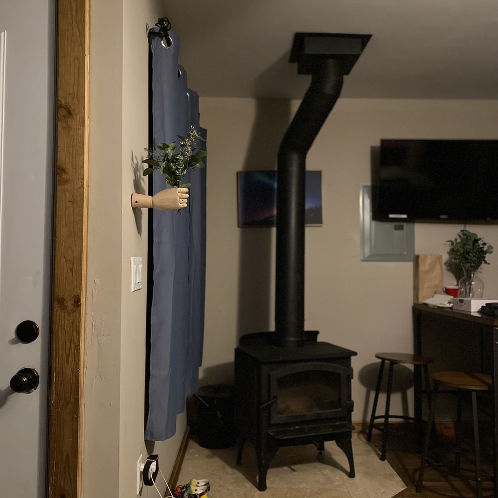 Hideout Mountain Lodge - Old school furnace was such an awesome touch! - Hotels Near Me - Santa Ysabel, California