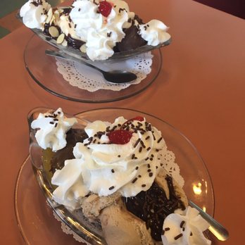 Malcolm's Ice Cream & Food Temptations - The Malcom Midas and the Proper Penguin. - Ice Cream & Frozen Yogurt Near Me - Amarillo, Texas