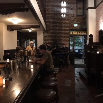 Tupper and Reed - Downstairs - Cocktail Bars Near Me - Berkeley, California