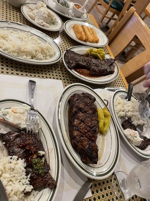 El Chivito D'Oro by null