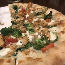 Deluxe White- subbed roasted red peppers with caramelized onions. Added pollo Deluxe White- subbed roasted red peppers with caramelized onions. Added pollo