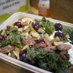 Whole Foods Market - Salad bar