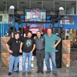 Famous Stages - DJ Equipment & Stage Lighting Sales / Rental - We Work Directly with top Peavey Representatives to get you the best Peavey has to offer!