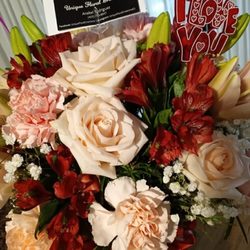 Unique Floral Creations - Great bouquet