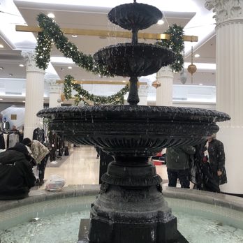 Macy's - Department Stores Near Me - Chicago, Illinois