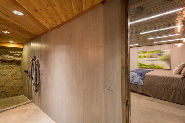 Beckham Creek Cave Lodge by null