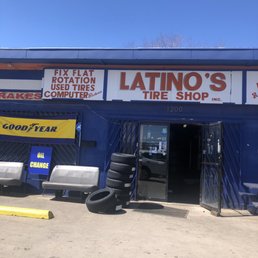 Front of the shop. Front of the shop.