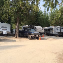 Cedar Rv Park & Car Wash - We come as a group!  So fun having 3 trailers, 4 generations.