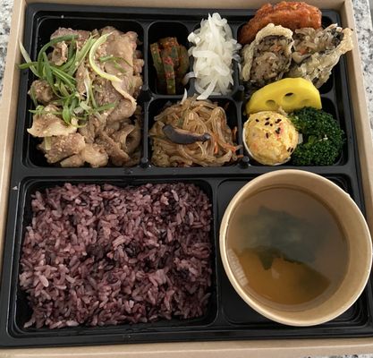 JS KITCHEN by null