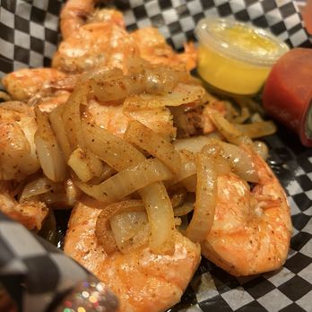 Windsor Inn Crab House - Steamed shrimp - Seafood Near Me - Baltimore, Maryland Windsor Inn Crab House - Steamed shrimp - Seafood Near Me - Baltimore, Maryland