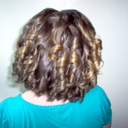 In Ting Beauty Shop - Styled with curling iron