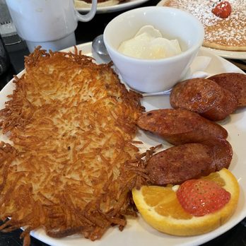 Sweet E's Cafe - Everyday Breakfast with Portuguese sausage and poached eggs - Cafes Near Me - Honolulu, Hawaii Sweet E's Cafe - Everyday Breakfast with Portuguese sausage and poached eggs - Cafes Near Me - Honolulu, Hawaii