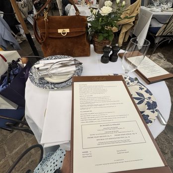 Ralph's - The menu and table setting - American Near Me - Paris, 75