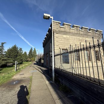 Mount Tabor Park - Street side view - Parks Near Me - Portland, Oregon