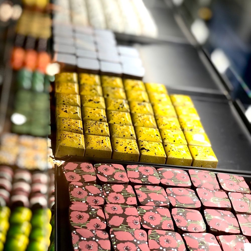 William Dean Chocolates - Chocolatiers & Shops Near Me - Belleair Bluffs, Florida William Dean Chocolates - Chocolatiers & Shops Near Me - Belleair Bluffs, Florida