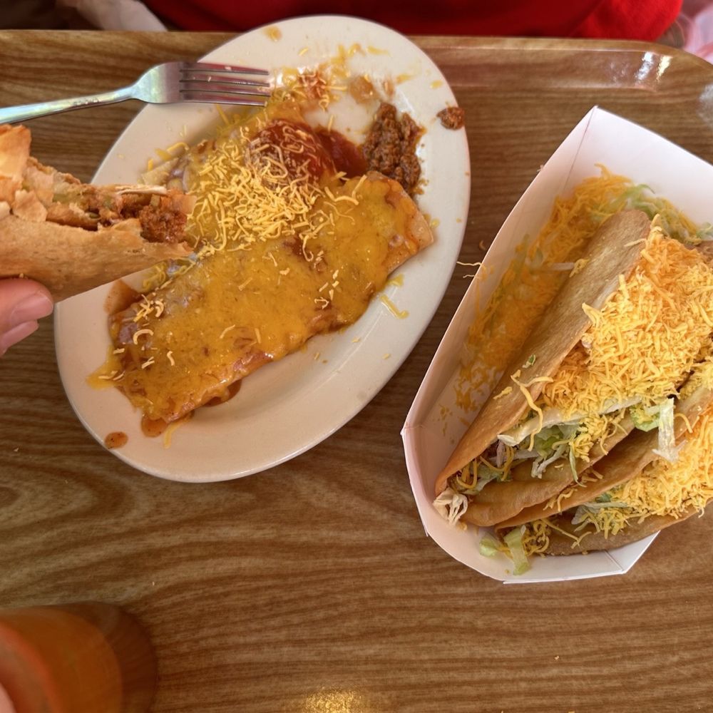 The Chuck Wagon - Enchilada and Super Taco - Tex-Mex Near Me - Fairview Heights, Illinois The Chuck Wagon - Enchilada and Super Taco - Tex-Mex Near Me - Fairview Heights, Illinois