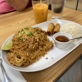 Ting Tong Thai Cafe - Kent - Chicken #5 Pad Thai Combinations - Thai Near Me - Kent, Washington