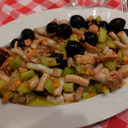 Cotto e Magnato - Insalata di polpo (buona ma.. un po' troppo olio)