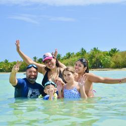 Honda of Manhasset - Family vacation
