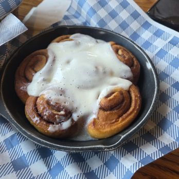 Cracker Barrel Old Country Store - Cinnamon Rolls Shareables Duo - Southern Near Me - Aiken, South Carolina Cracker Barrel Old Country Store - Cinnamon Rolls Shareables Duo - Southern Near Me - Aiken, South Carolina