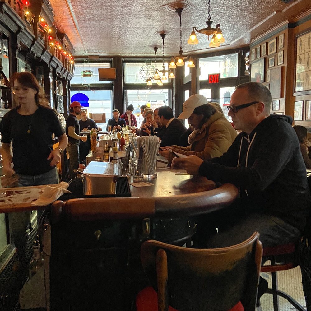 Fanelli's Cafe - Bar - American Near Me - New York, New York