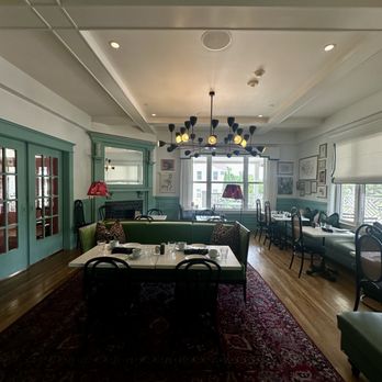 Bradford House - Hotels Near Me - Oklahoma City, Oklahoma