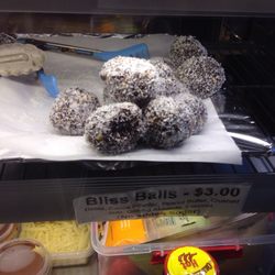 Govinda's - Bliss balls, 3.