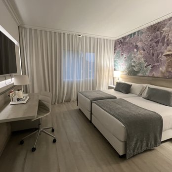 Sallés Hotel - Double room - Hotels Near Me - El Prat de Llobregat, B