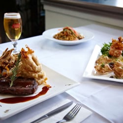 Palace Hotel - Enjoy a delicious meal at the Palace Hotel